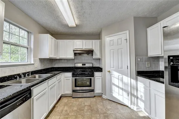 $2,100 | 960 Melrose Park Place Northwest, Lawrenceville, GA 30044