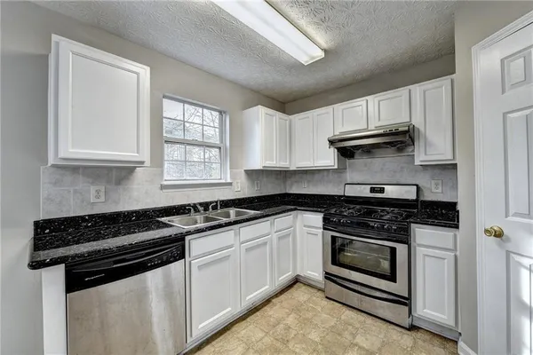 $2,100 | 960 Melrose Park Place Northwest, Lawrenceville, GA 30044