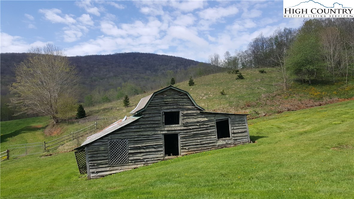 1266-1268 Proffit Road Boone, NC 28607 - Photo 33 of 50 Gallery Image 33
