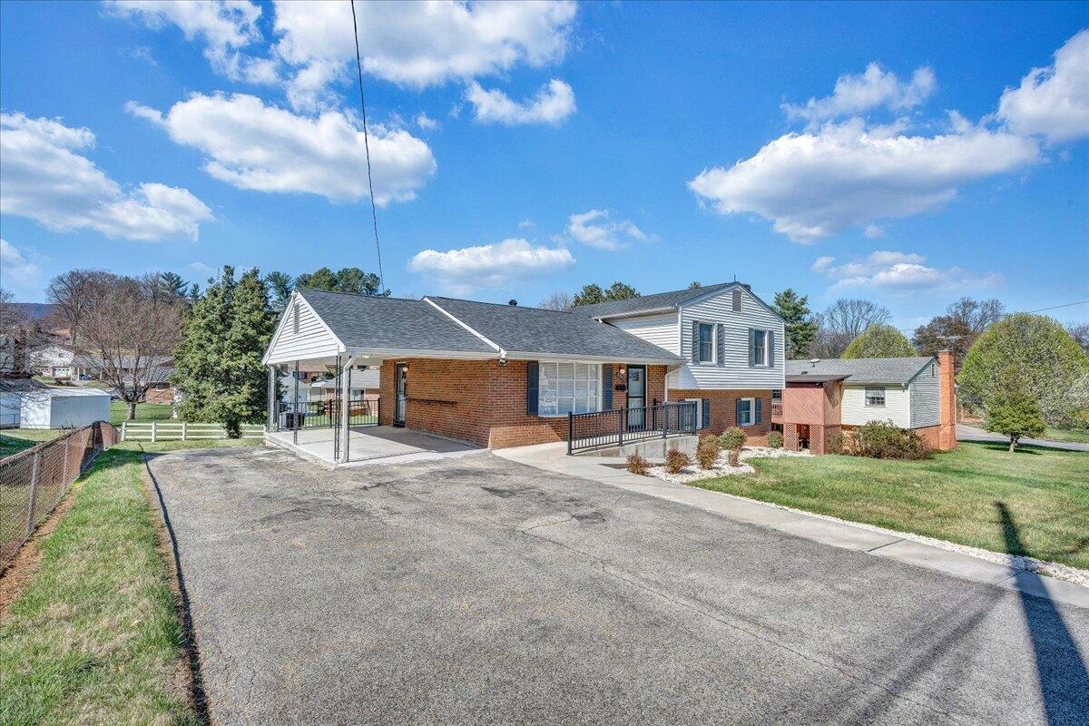 6011 Green Ridge Road Roanoke, VA 24019 - Photo 29 of 38 06-MIB05821