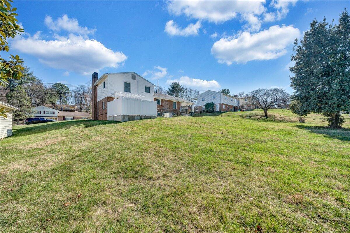 6011 Green Ridge Road Roanoke, VA 24019 - Photo 32 of 38 09-MIB05830