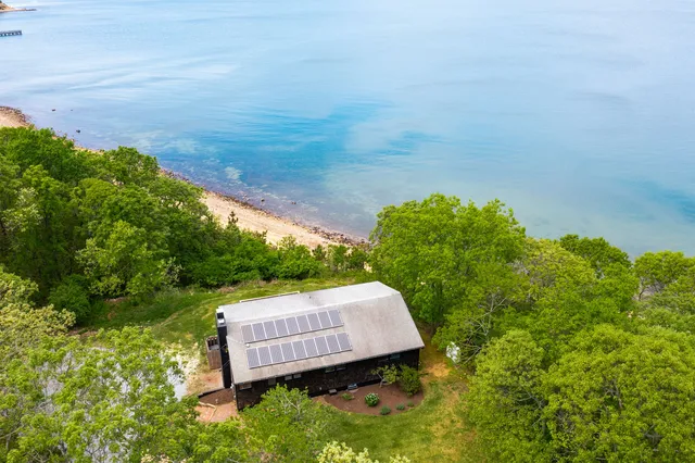 $4,400,000 | 140 Navy Road, Montauk, NY 11954