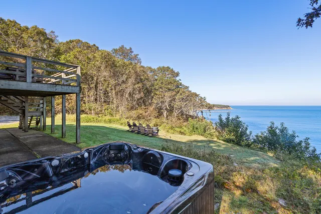 $4,400,000 | 140 Navy Road, Montauk, NY 11954