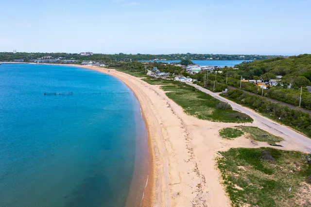 $4,400,000 | 140 Navy Road, Montauk, NY 11954