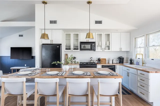 $4,400,000 | 140 Navy Road, Montauk, NY 11954