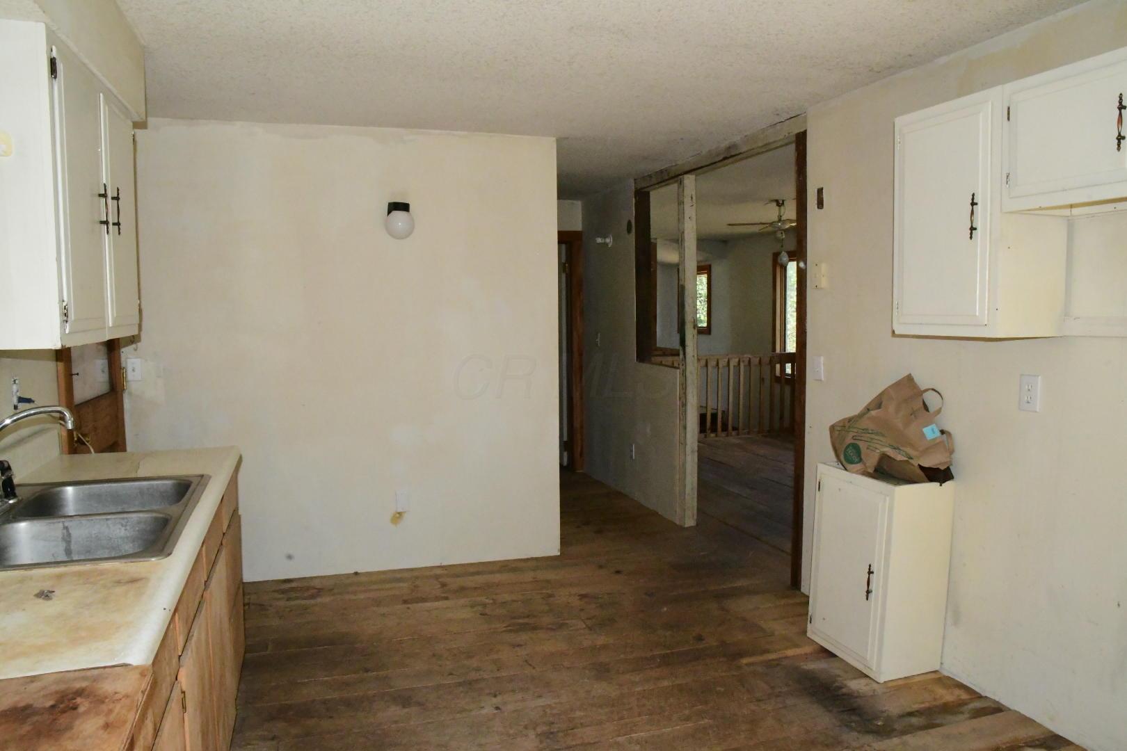465 Back Run Road Philo, OH 43771 - Photo 18 of 28