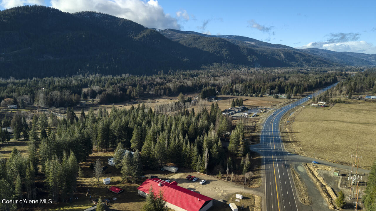 64 West Bronx Road Sandpoint, ID 83864 - Photo 8 of 12 .