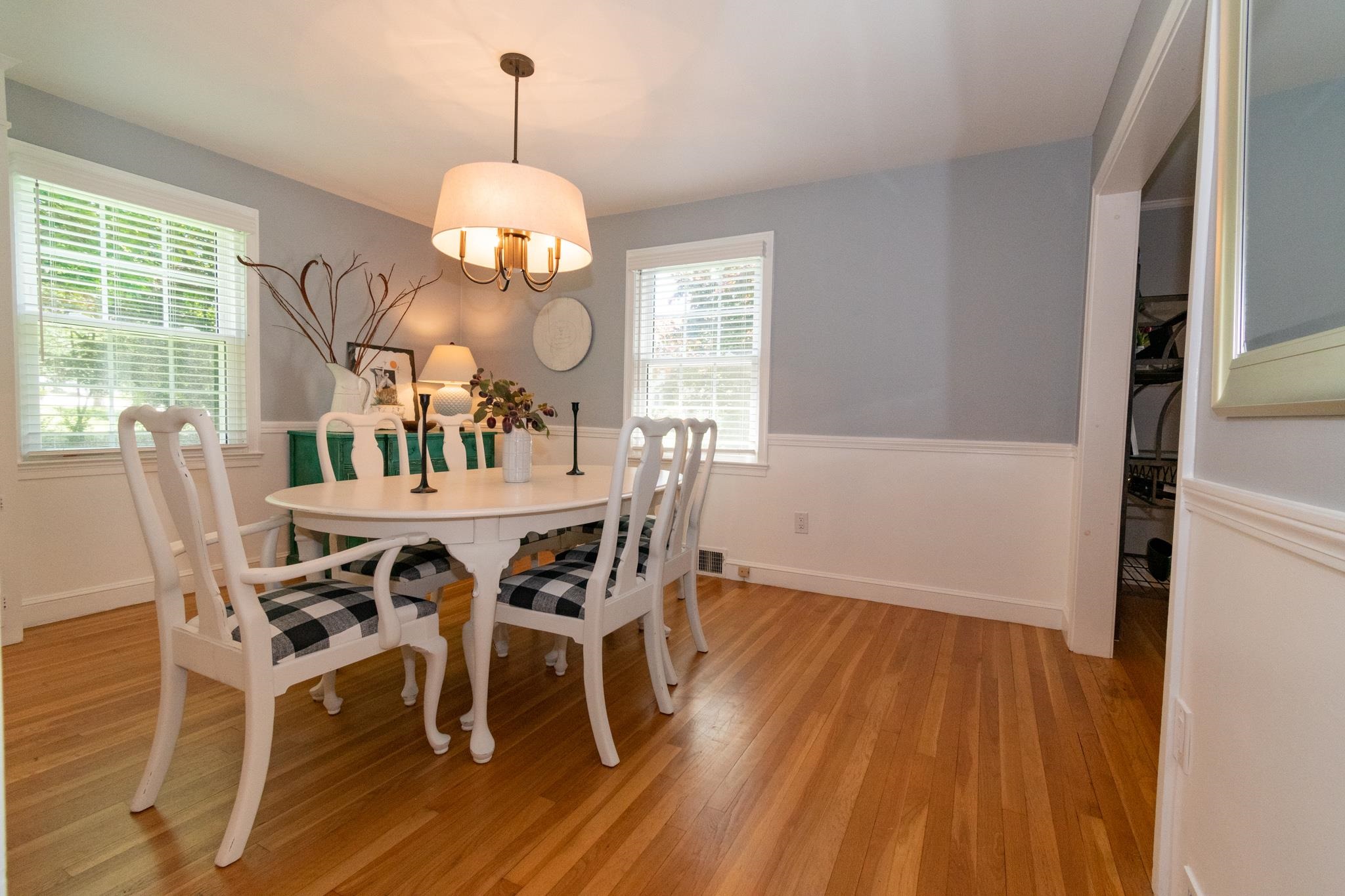 60 North Gate Road Manchester, NH 03104 - Photo 7 of 40 Gallery Image 7