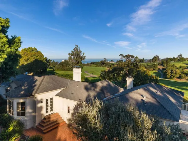 $9,900,000 | 1402 West Muirlands Drive, La Jolla, CA 92037