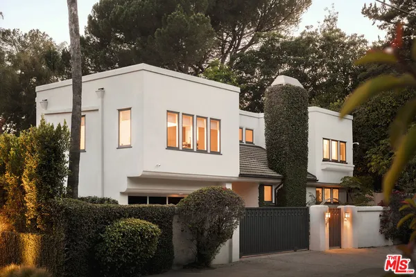 $3,195,000 | 8040 Woodrow Wilson Drive, Los Angeles, CA 90046