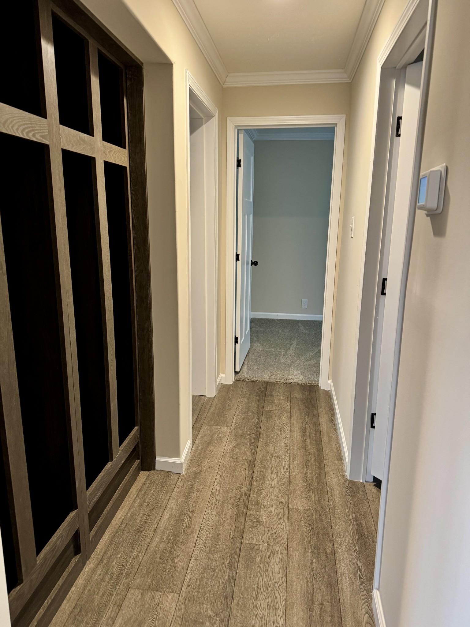 235 Ralph Spivey Lane Gainesboro, TN 38562 - Photo 21 of 39 a view of a hallway