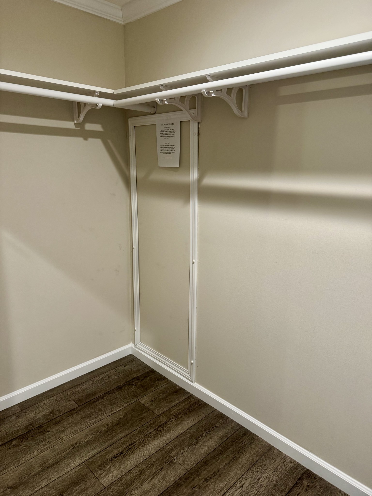 235 Ralph Spivey Lane Gainesboro, TN 38562 - Photo 34 of 39 a view of an empty walk in closet