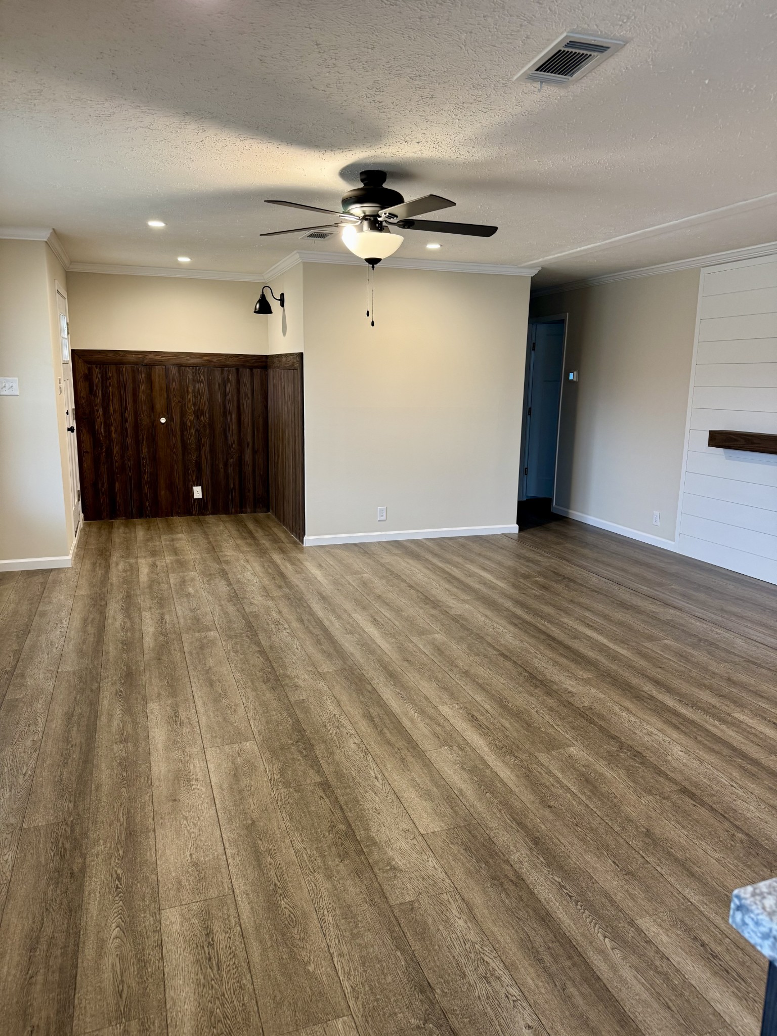 235 Ralph Spivey Lane Gainesboro, TN 38562 - Photo 36 of 39 a view of a livingroom with a staircase