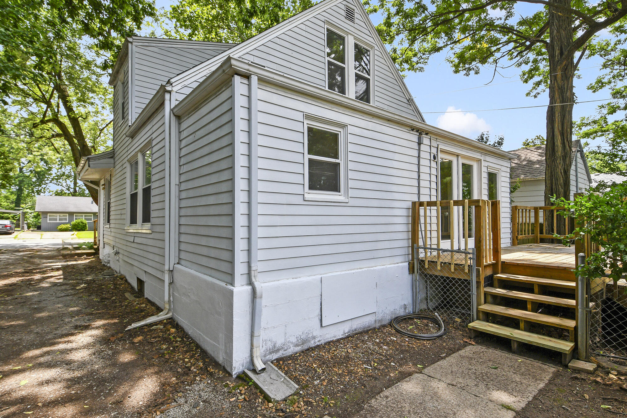 1451 East University Street Springfield, MO 65804 - Photo 31 of 41 37