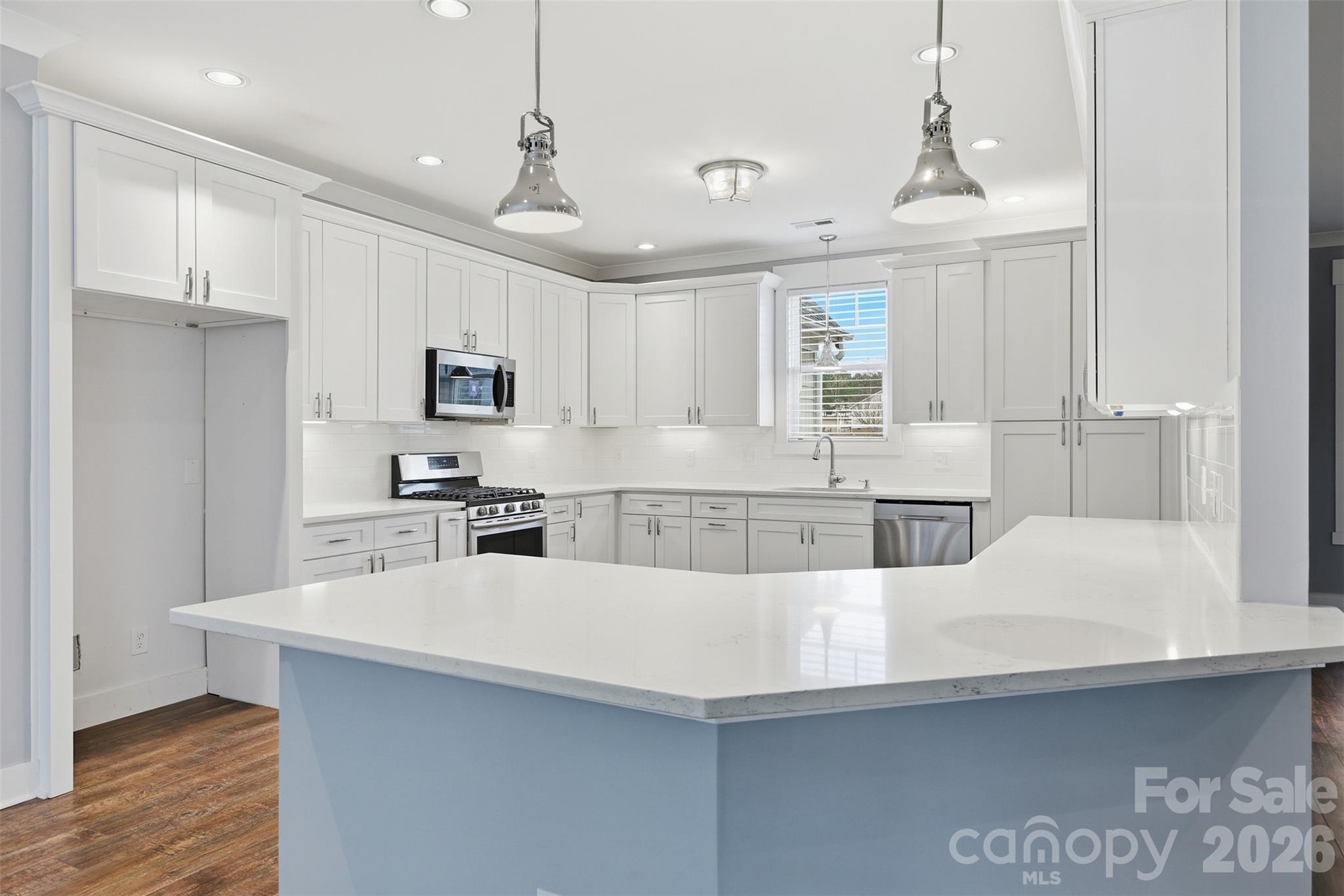 1210 Aragon Beach Road Rock Hill, SC 29732 - Photo 7 of 43