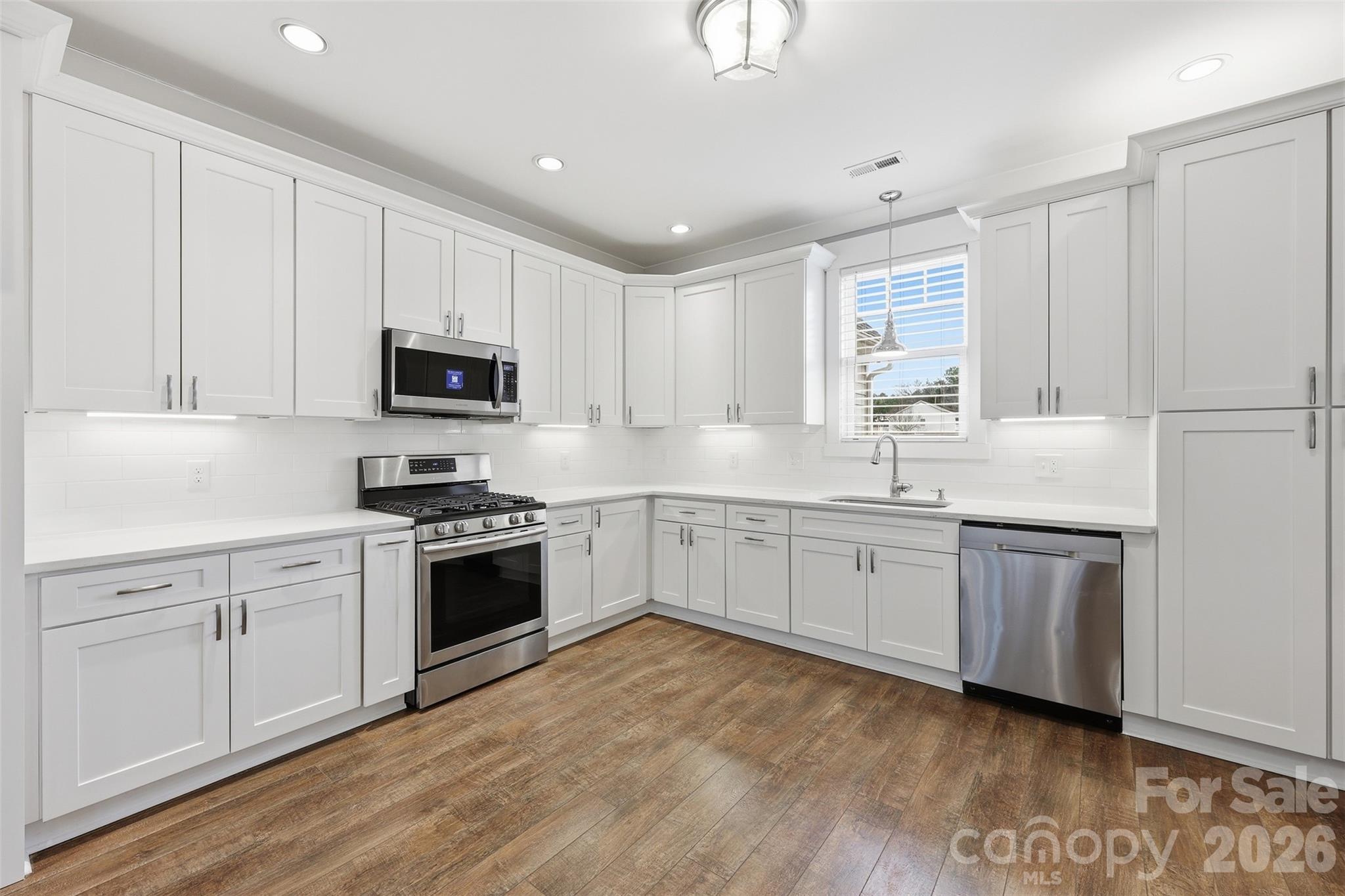 1210 Aragon Beach Road Rock Hill, SC 29732 - Photo 9 of 43