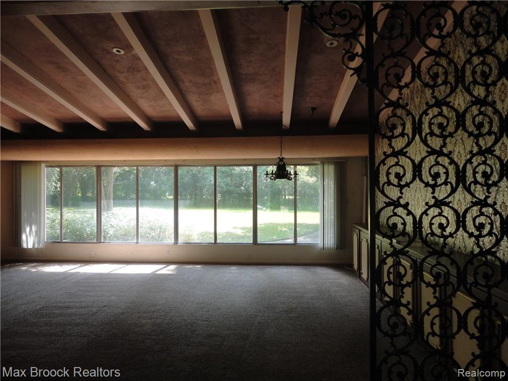 19625 Riverside Drive Beverly Hills, MI 48025 - Photo 8 of 20