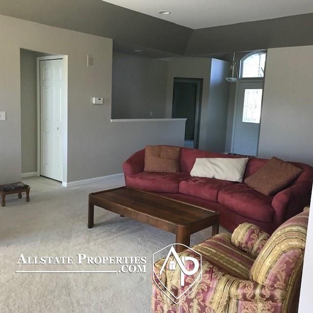 10192 Hawthorne Ridge Road, Unit 33 Goodrich, MI 48438 - Photo 5 of 23