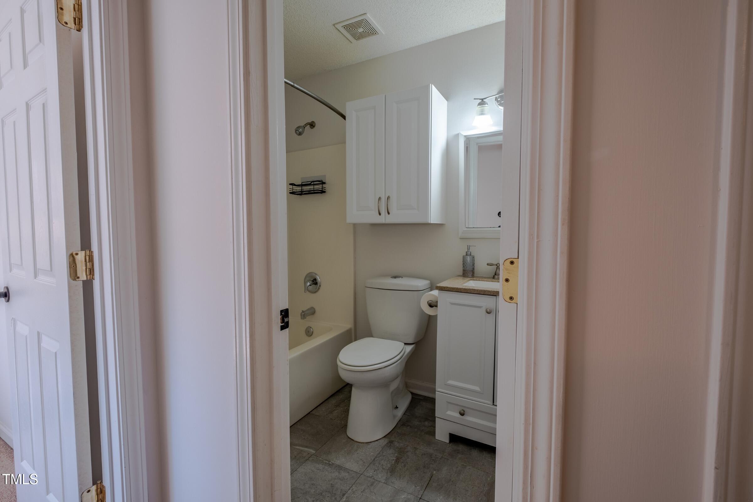 2 Woodsage Lane Durham, NC 27713 - Photo 37 of 60 DSCF0881-HDR