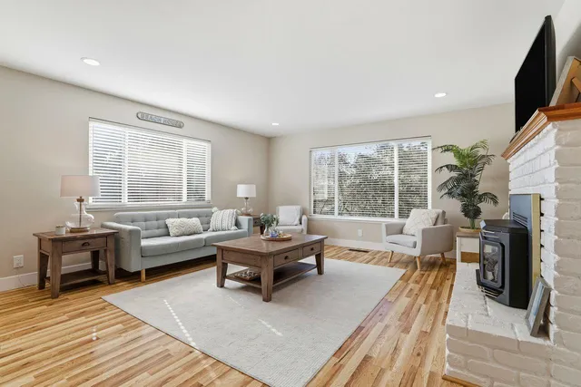 $1,588,000 | 836 Seacliff Drive, Aptos, CA 95003