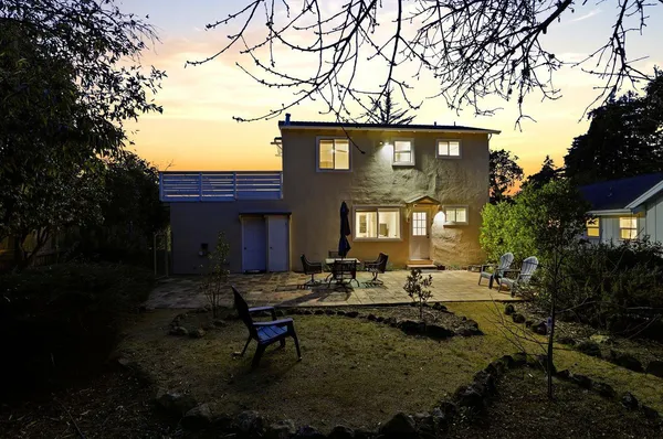 $1,588,000 | 836 Seacliff Drive, Aptos, CA 95003