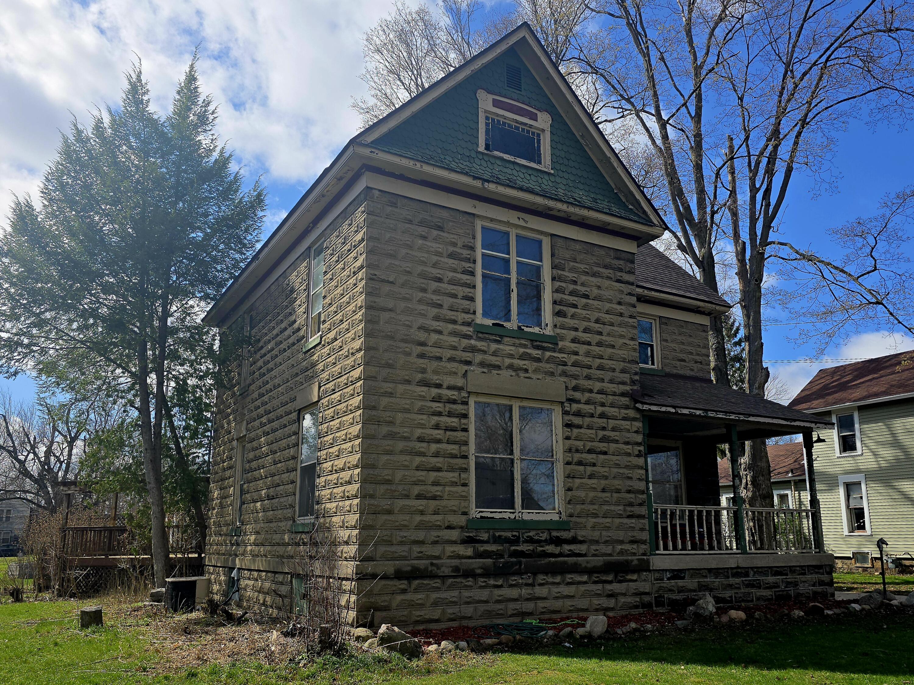 622 Maple Street Colon, MI 49040 - Photo 5 of 64 1000071502