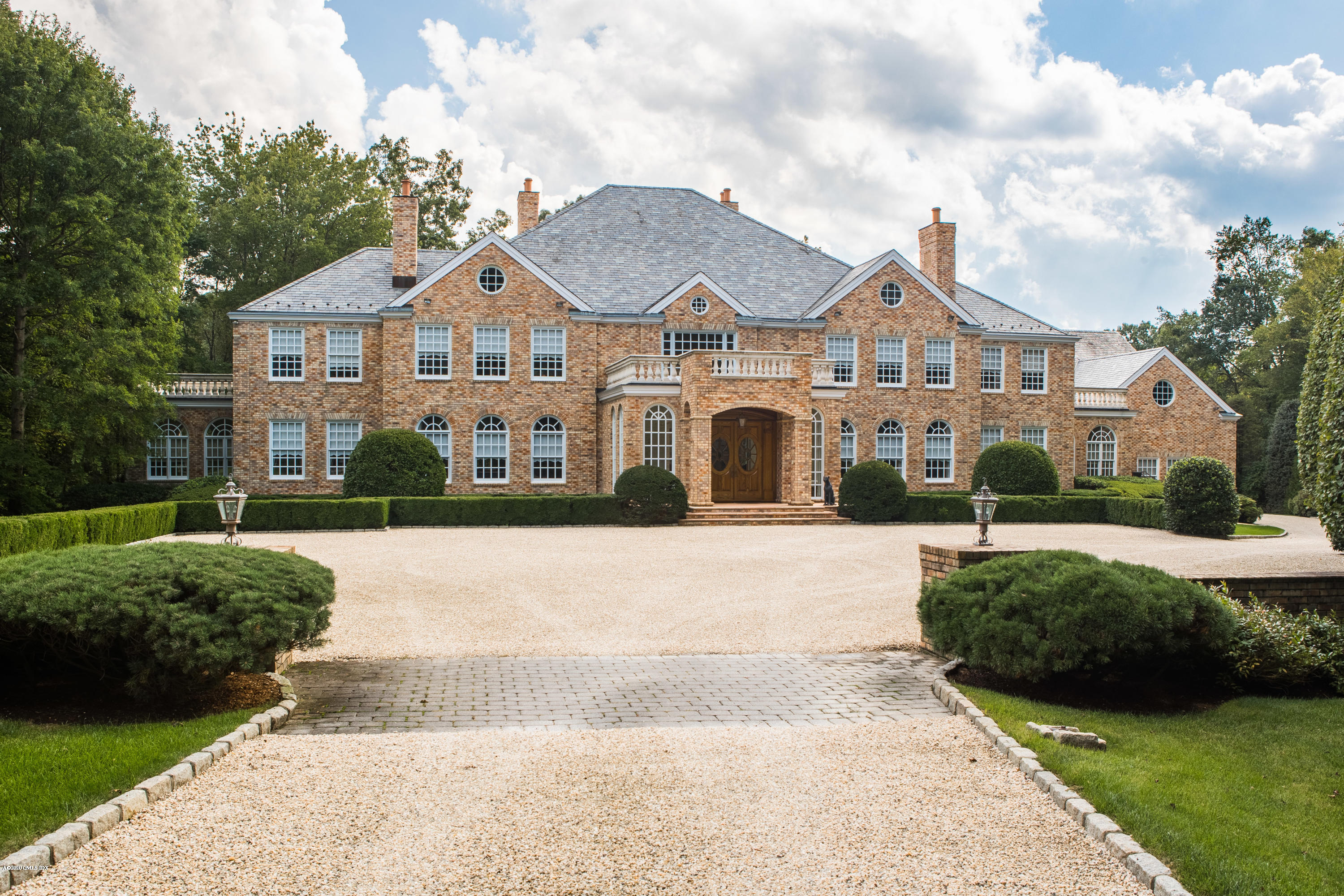 61 Lower Cross Road Greenwich, CT 06831 - Photo 4 of 23 LowerCross-28