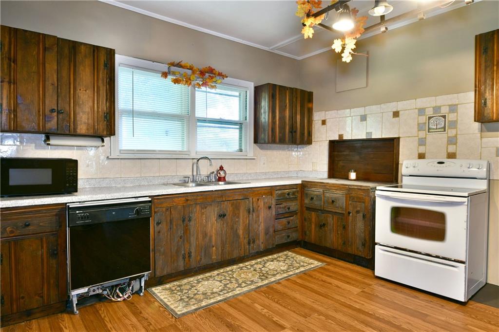 614 Spring Street Jamestown, PA 16134 - Photo 11 of 50 Gallery Image 11