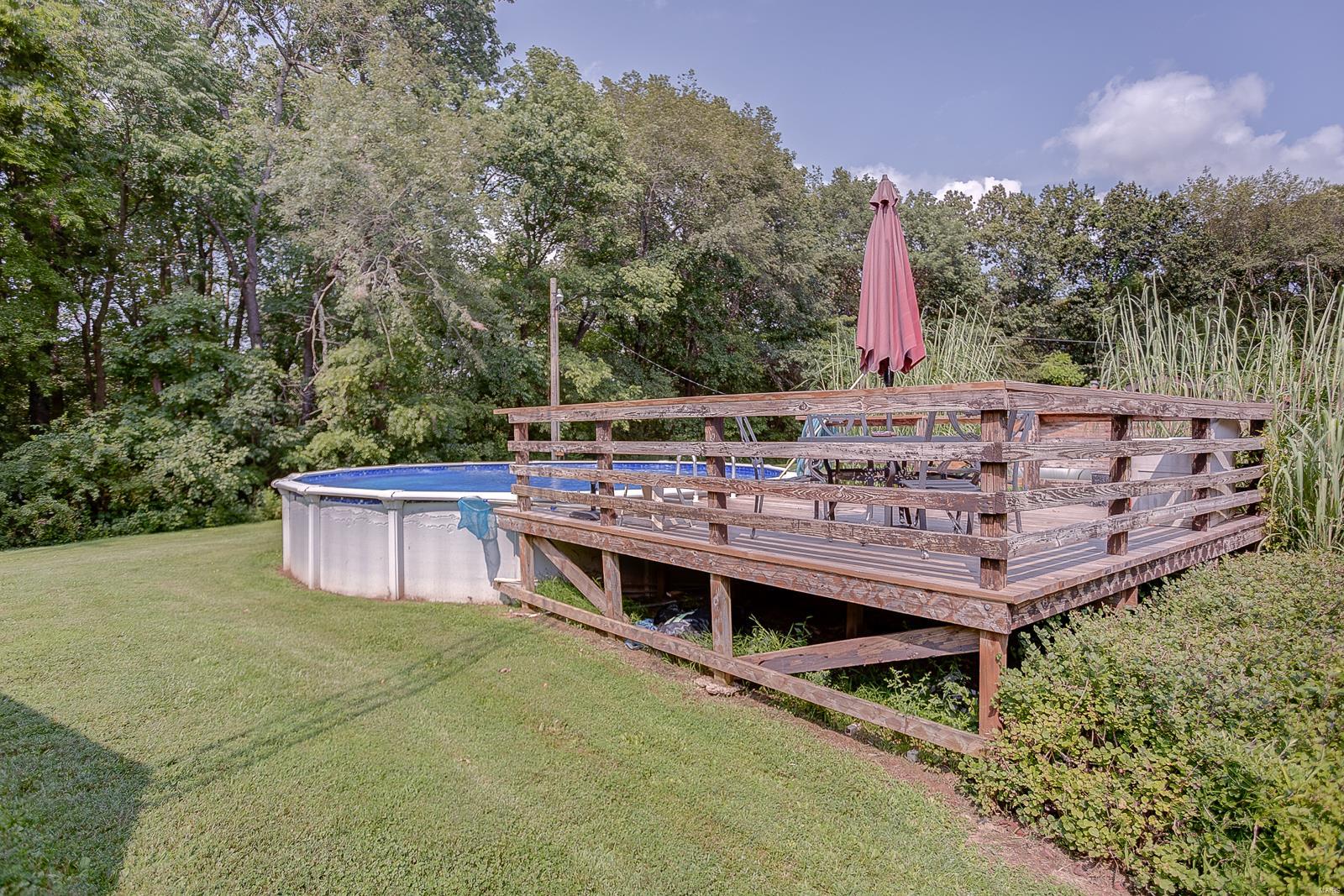 335 Woodburn Road Brighton, IL 62012 - Photo 12 of 48