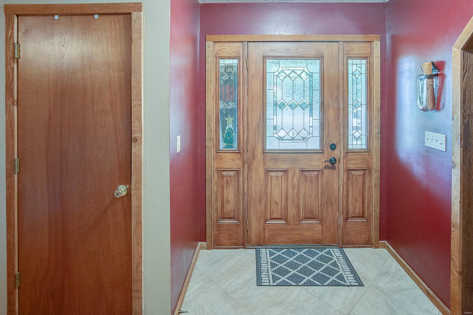335 Woodburn Road Brighton, IL 62012 - Photo 15 of 48