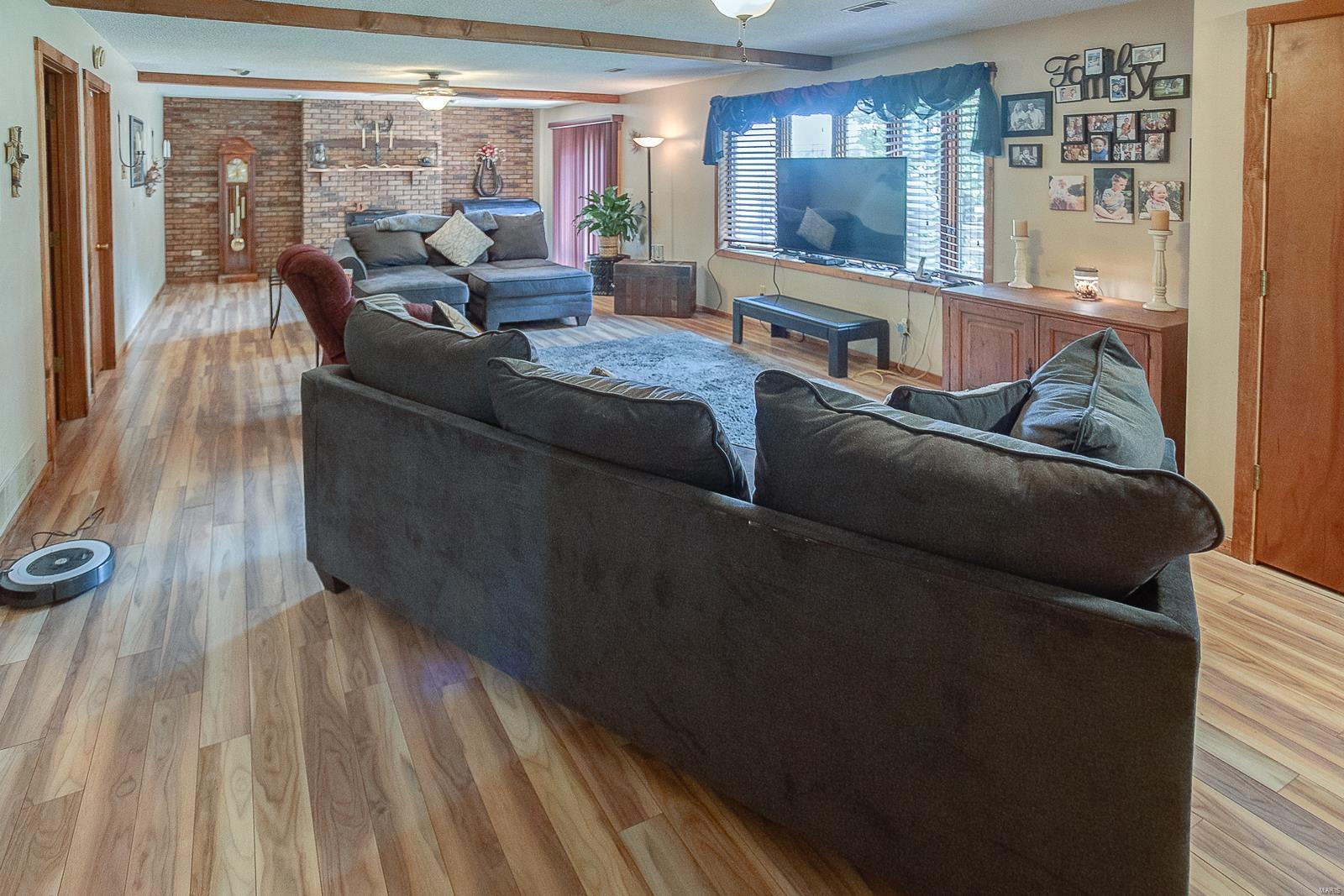 335 Woodburn Road Brighton, IL 62012 - Photo 17 of 48