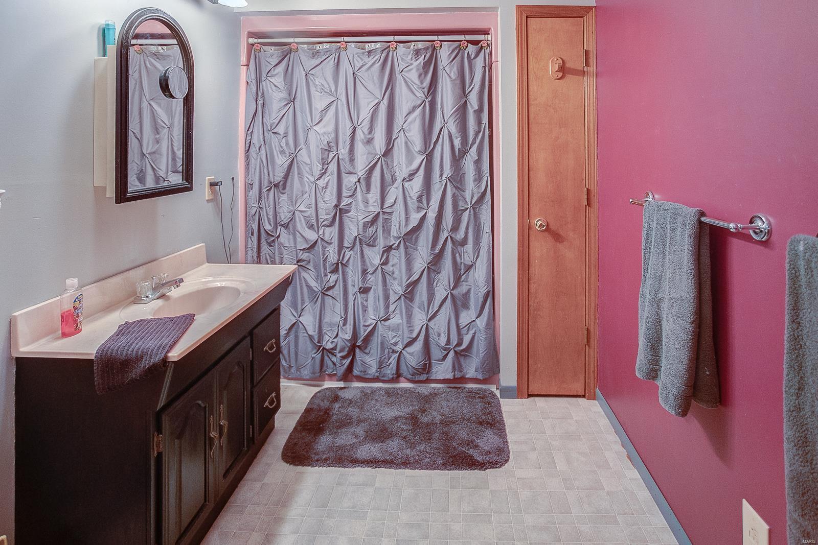 335 Woodburn Road Brighton, IL 62012 - Photo 41 of 48