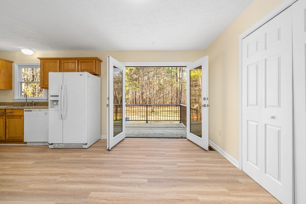 3242 Fletcher Chapel Road Kenbridge, VA 23944 - Photo 8 of 29 Gallery Image 8