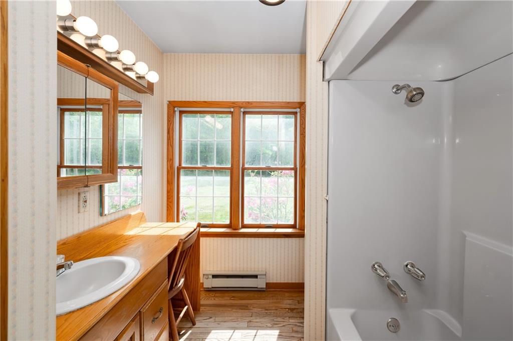 19 George Jr Road Grove City, PA 16127 - Photo 33 of 42 Primary bathroom on the main level