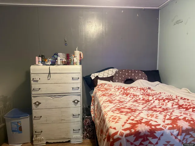 $185,000 | 832 7th Street, Rawlins, WY 82301