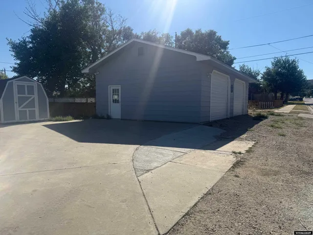 $205,000 | 832 7th Street, Rawlins, WY 82301