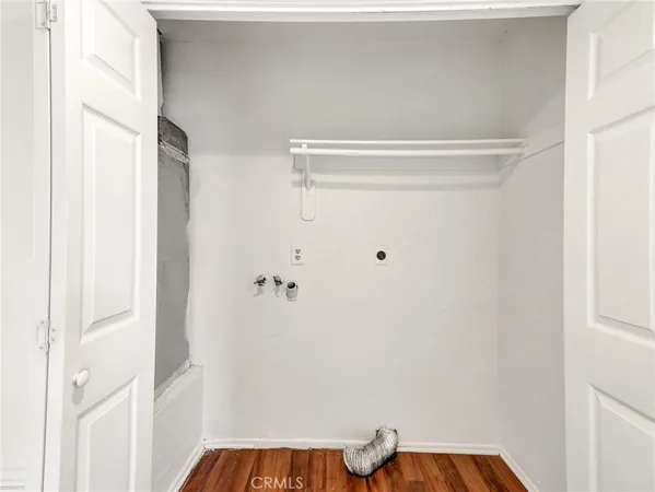$1,950 | 51225 Eisenhower Drive, Unit B, La Quinta, CA 92253