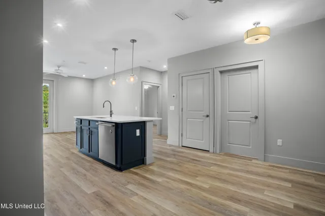 $205,000 | 2501 Bienville Boulevard, Unit 435, Ocean Springs, MS 39564