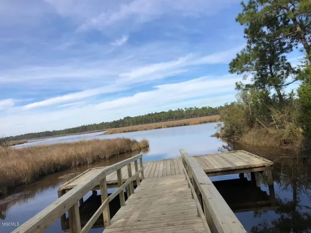 $205,000 | 2501 Bienville Boulevard, Unit 435, Ocean Springs, MS 39564