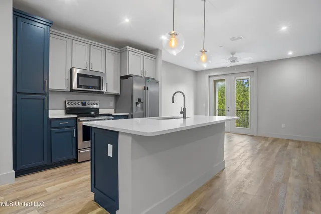 $205,000 | 2501 Bienville Boulevard, Unit 435, Ocean Springs, MS 39564