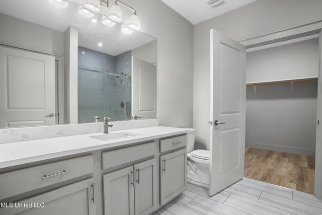 $205,000 | 2501 Bienville Boulevard, Unit 435, Ocean Springs, MS 39564