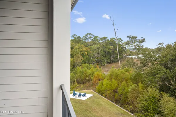 $205,000 | 2501 Bienville Boulevard, Unit 435, Ocean Springs, MS 39564