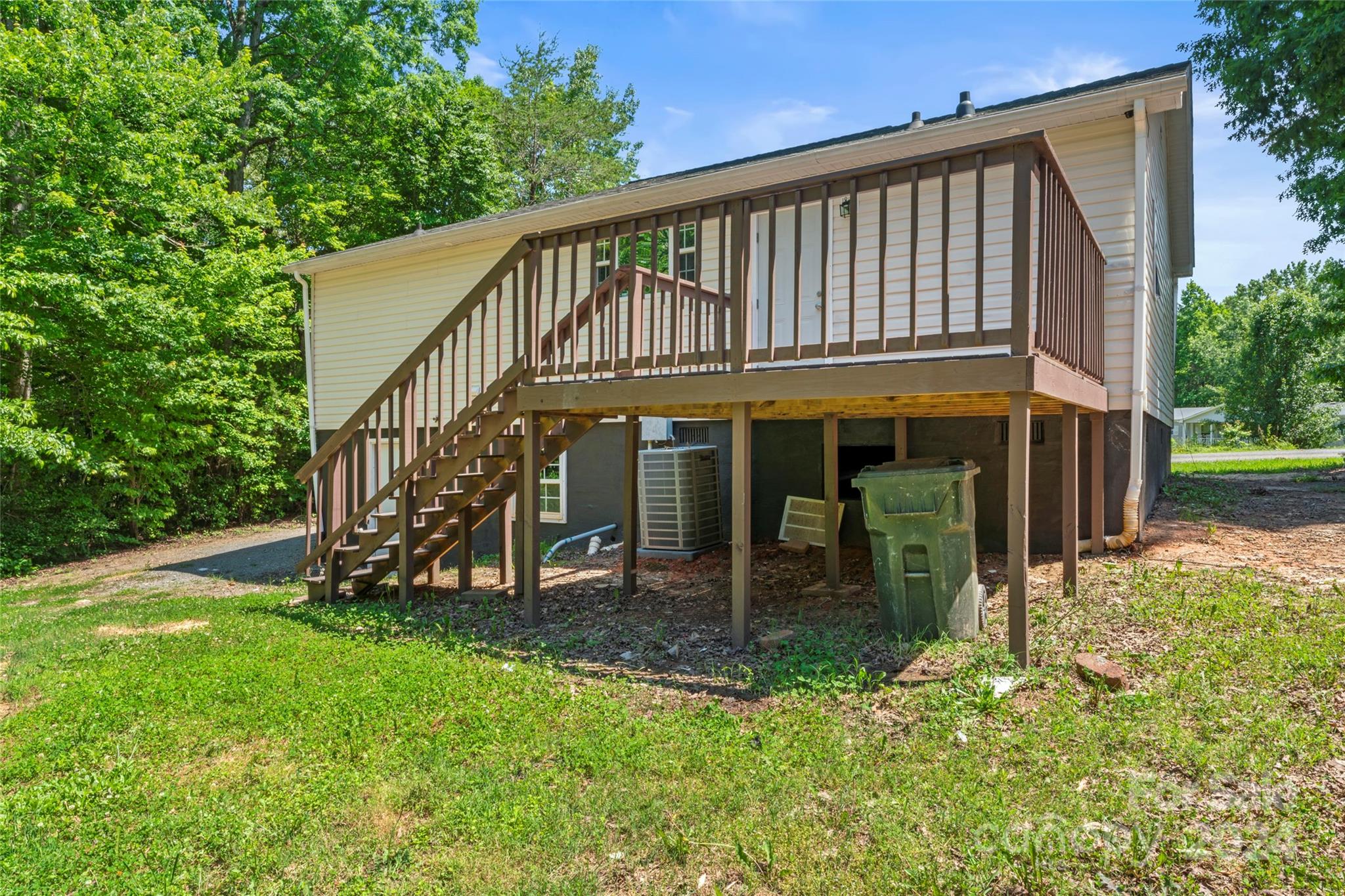 669 Ross Road Lincolnton, NC 28092 - Photo 30 of 30 a view of a house with backyard and porch