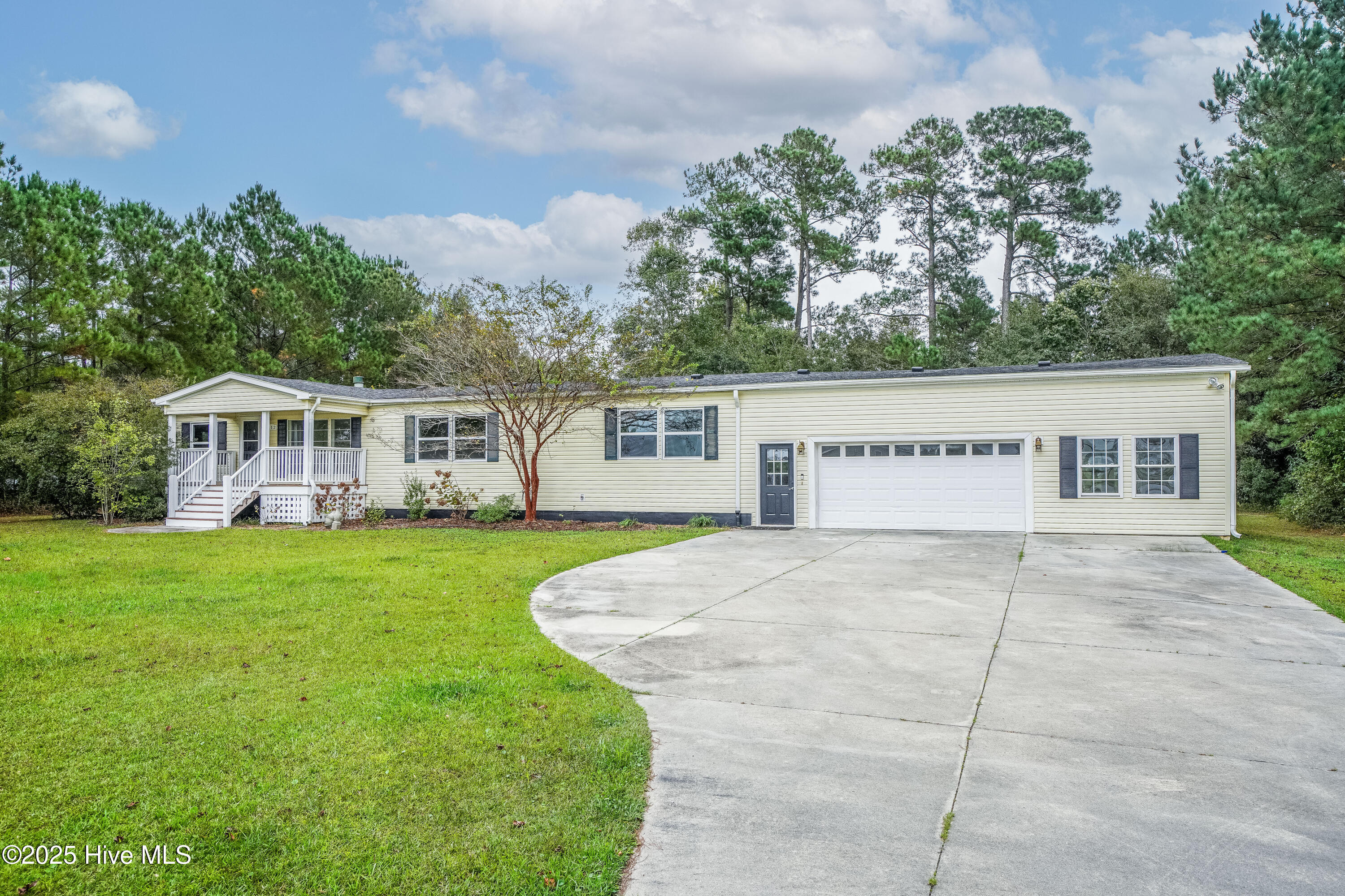112 Patsy Lane Hubert, NC 28539 - Photo 2 of 40 112 patsy (41 of 46)
