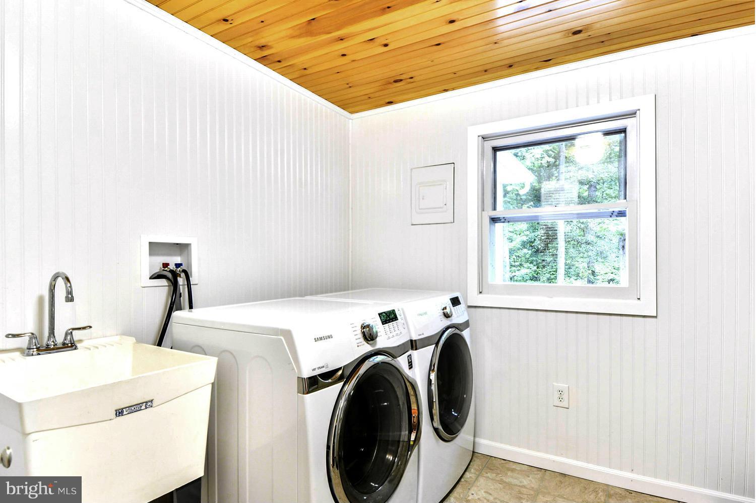 1665 Colbert Road Annapolis, MD 21409 - Photo 26 of 30 Separate Laundry Room with Utility Sink