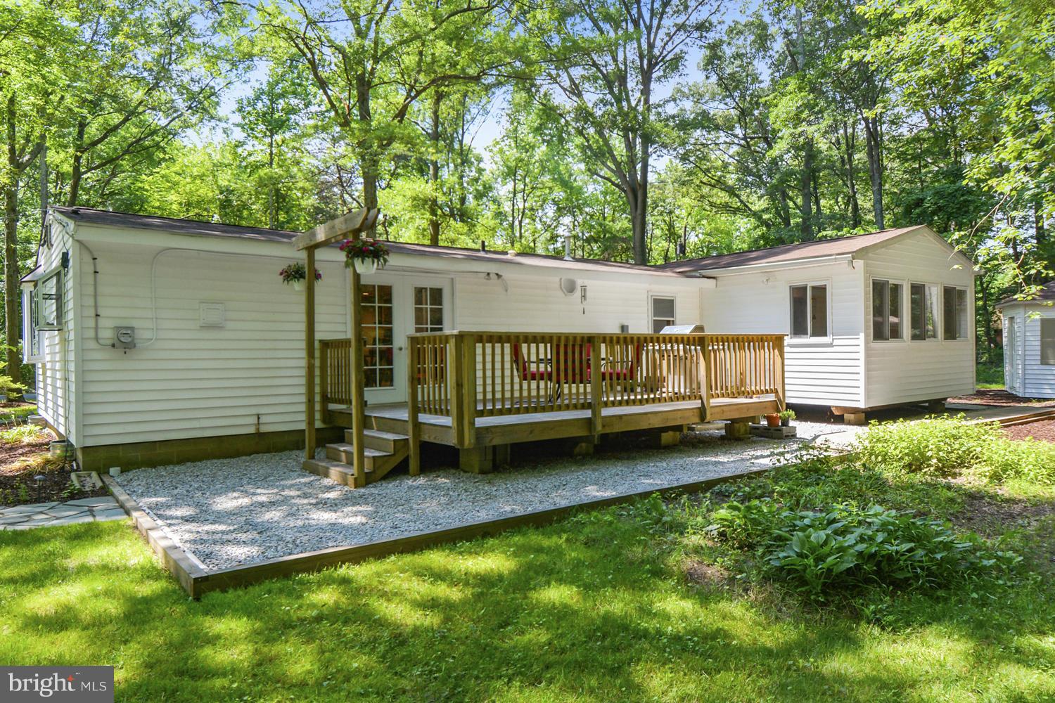 1665 Colbert Road Annapolis, MD 21409 - Photo 5 of 30 Home Design with Deck Maximizing Outdoor Enjoyment