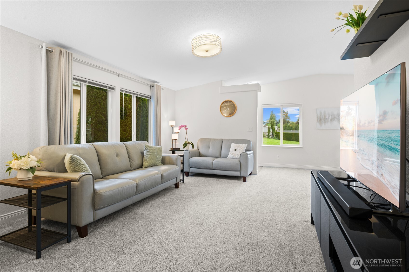 23825 15th Avenue Southeast, Unit 427 Bothell, WA 98021 - Photo 6 of 38 a living room with furniture and a large window
