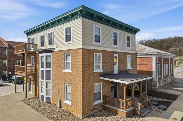 $1,150,000 | 106 Saratoga Avenue, Excelsior Springs, MO 64024