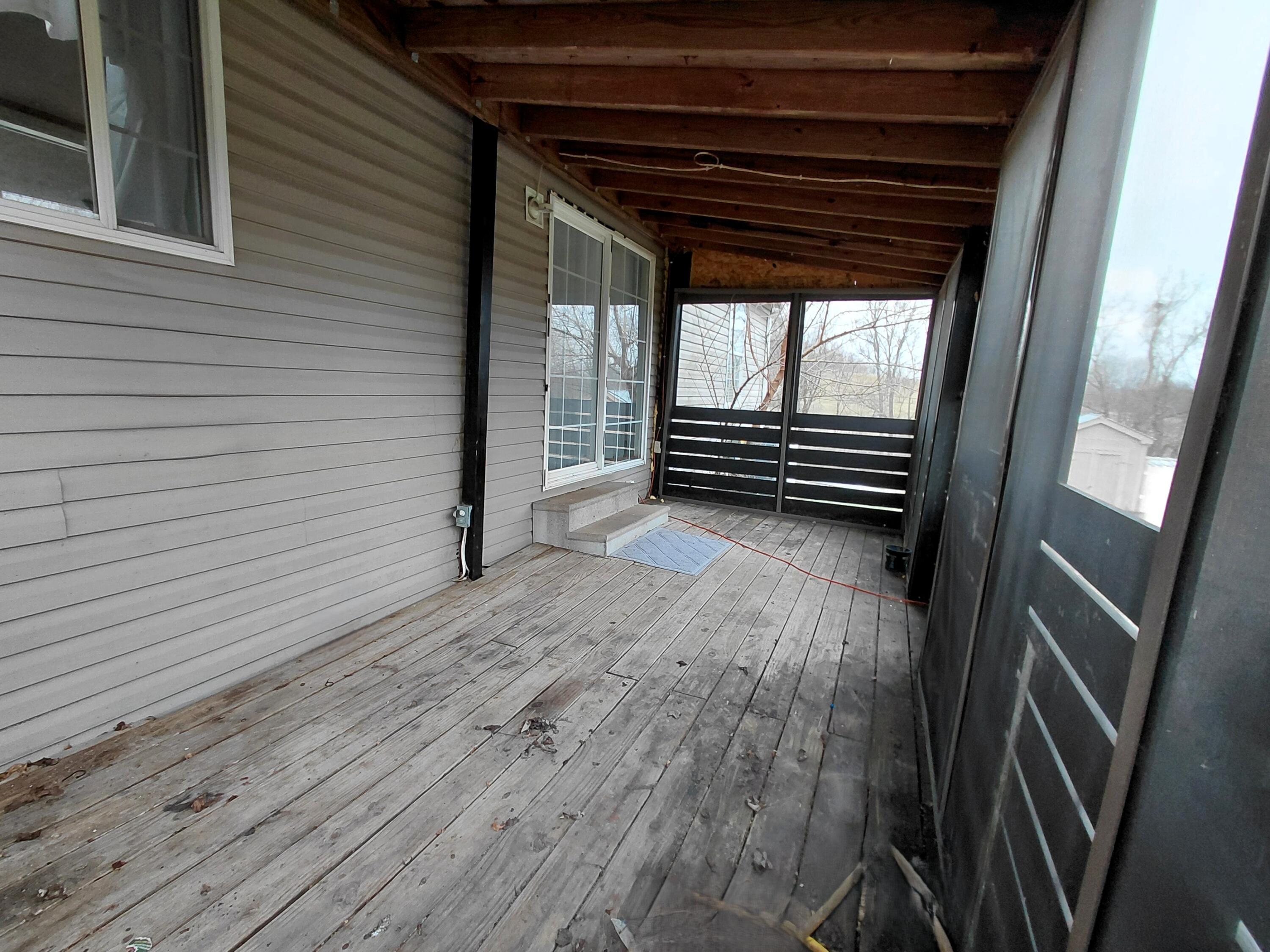 3022 Airport Road Danville, KY 40422 - Photo 38 of 42 screened porch