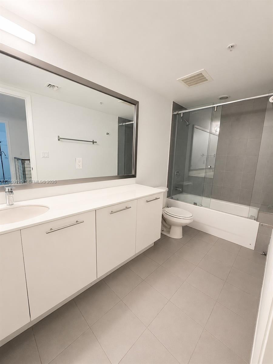 92 Southwest 3rd Street, Unit 503 Miami, FL 33130 - Photo 9 of 18